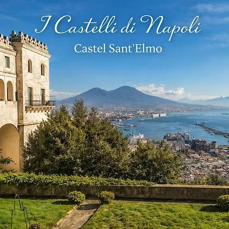 Casa Centro Storico San Gregorio Armeno アパート