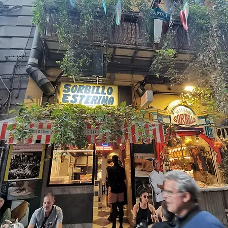 Апартаменты Casa Centro Storico San Gregorio Armeno Неаполь